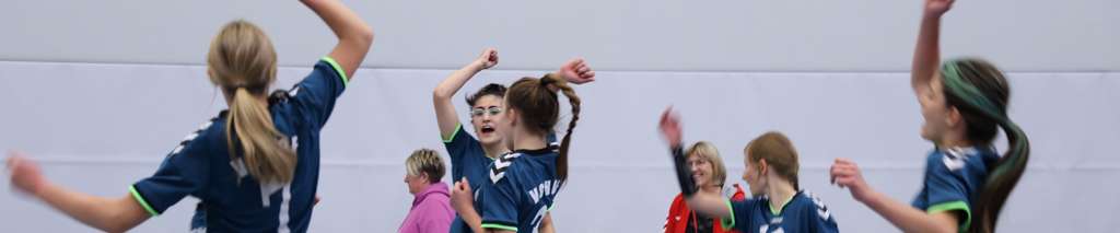 Klicken um die Schaltflächen zu zeigen oder zu verbergen