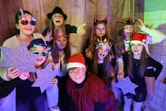 46: Weihnachtsfeier 25-58